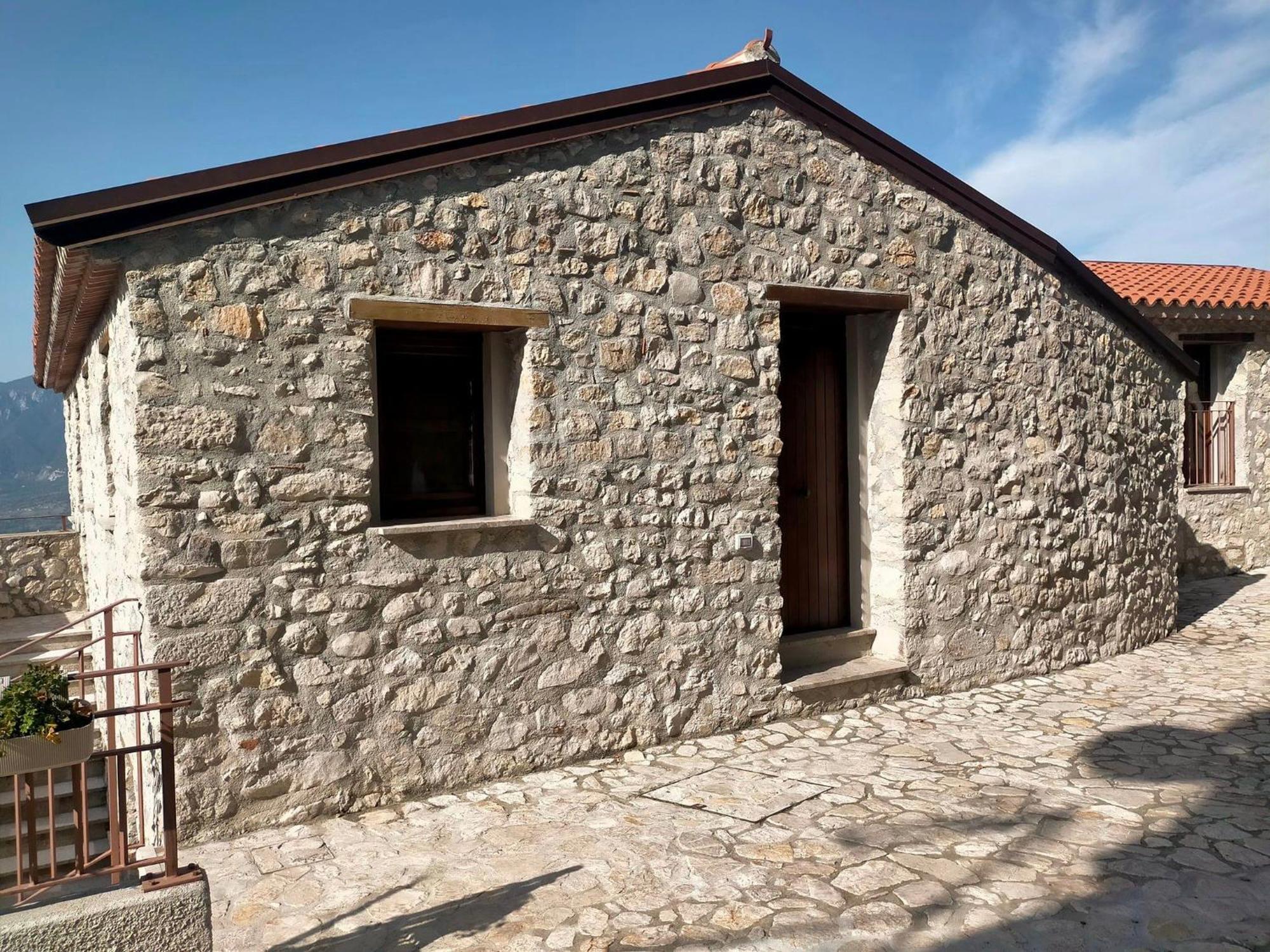 Il Borgo Dei Normanni Villa Colliano Dış mekan fotoğraf